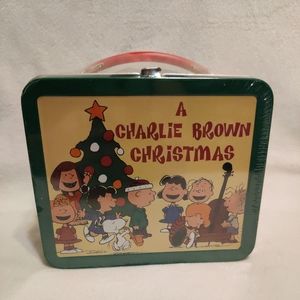 A Charlie Brown Christmas Hallmark Metal Lunch Box Limited Edition SEALED!